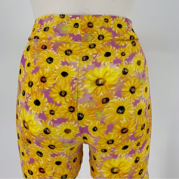 Zara NWT Bright Yellow Sunflower Print Biker Style Shorts, Small - Picture 10 of 16